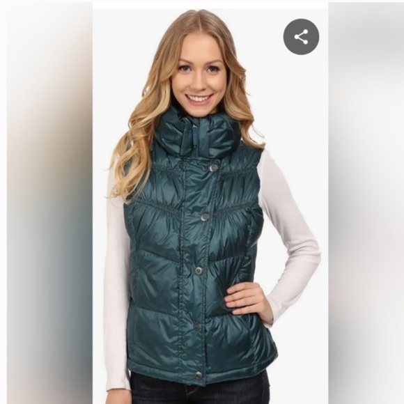 Prana XL Women’s Puffer Vest in Deep Balsam Color - Picture 2 of 8